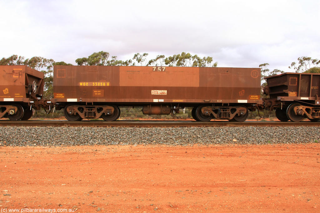 100822 5958
WOE type iron ore waggon WOE 33258 is one of a batch of twenty seven built by Goninan WA between September and October 2002 with serial number 950103-025 and fleet number 757 for Koolyanobbing iron ore operations, Binduli Triangle 22nd August 2010.
Keywords: WOE-type;WOE33258;Goninan-WA;950103-025;