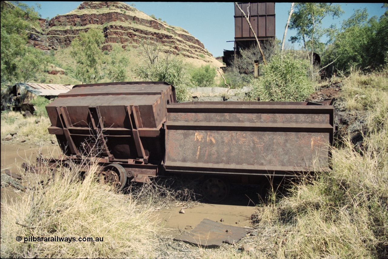204-21
Wittenoom Gorge Mine, remains of asbestos mining, underground tipping ore cars.
