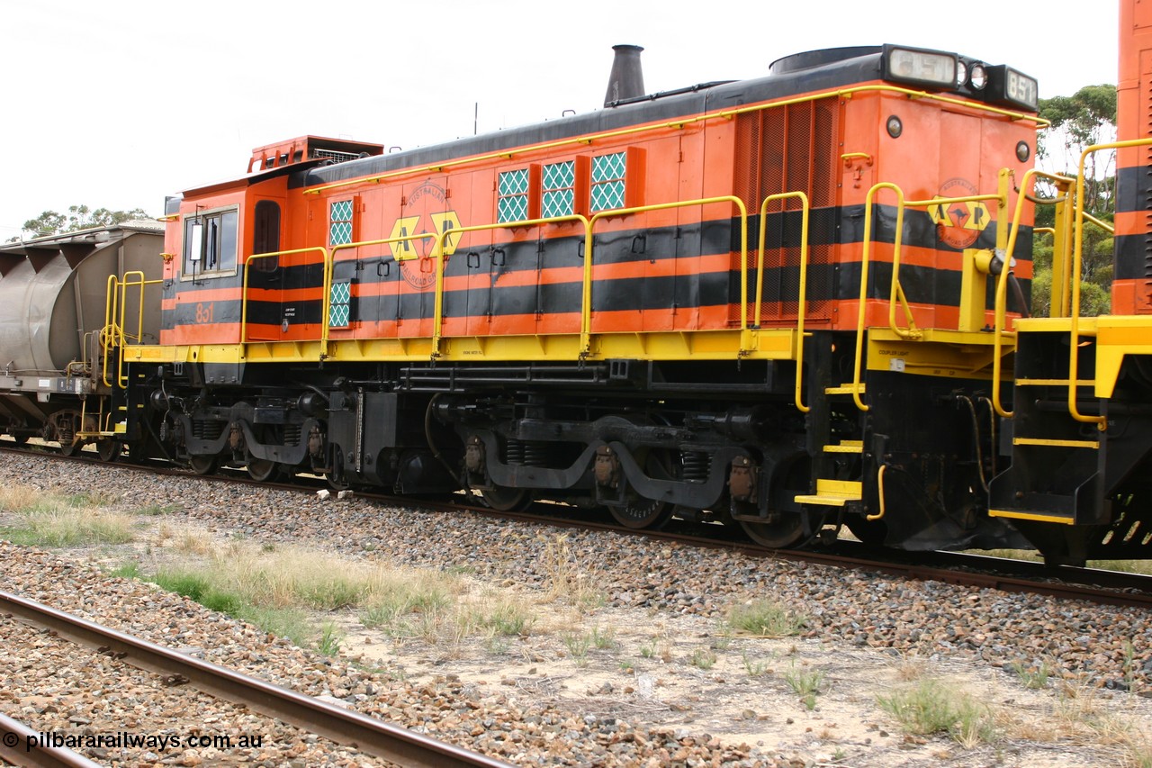 060108 2052
Lock, 830 class unit 851 AE Goodwin built ALCo DL531 model serial 84137 repainted into Australian Railroad Group livery.
Keywords: 830-class;851;AE-Goodwin;ALCo;DL531;84137;