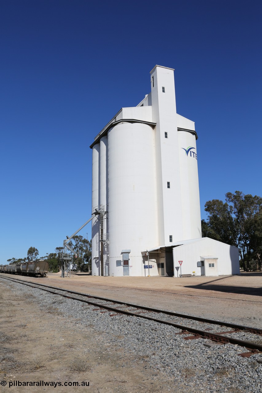 130703 0193
Tooligie, overview of the four cell concrete grain silo complex and yard with grain waggon loading finished. [url=https://goo.gl/maps/aTbSzrDfCSyMvWpEA]Geo location[/url]. 3rd July 2013.
