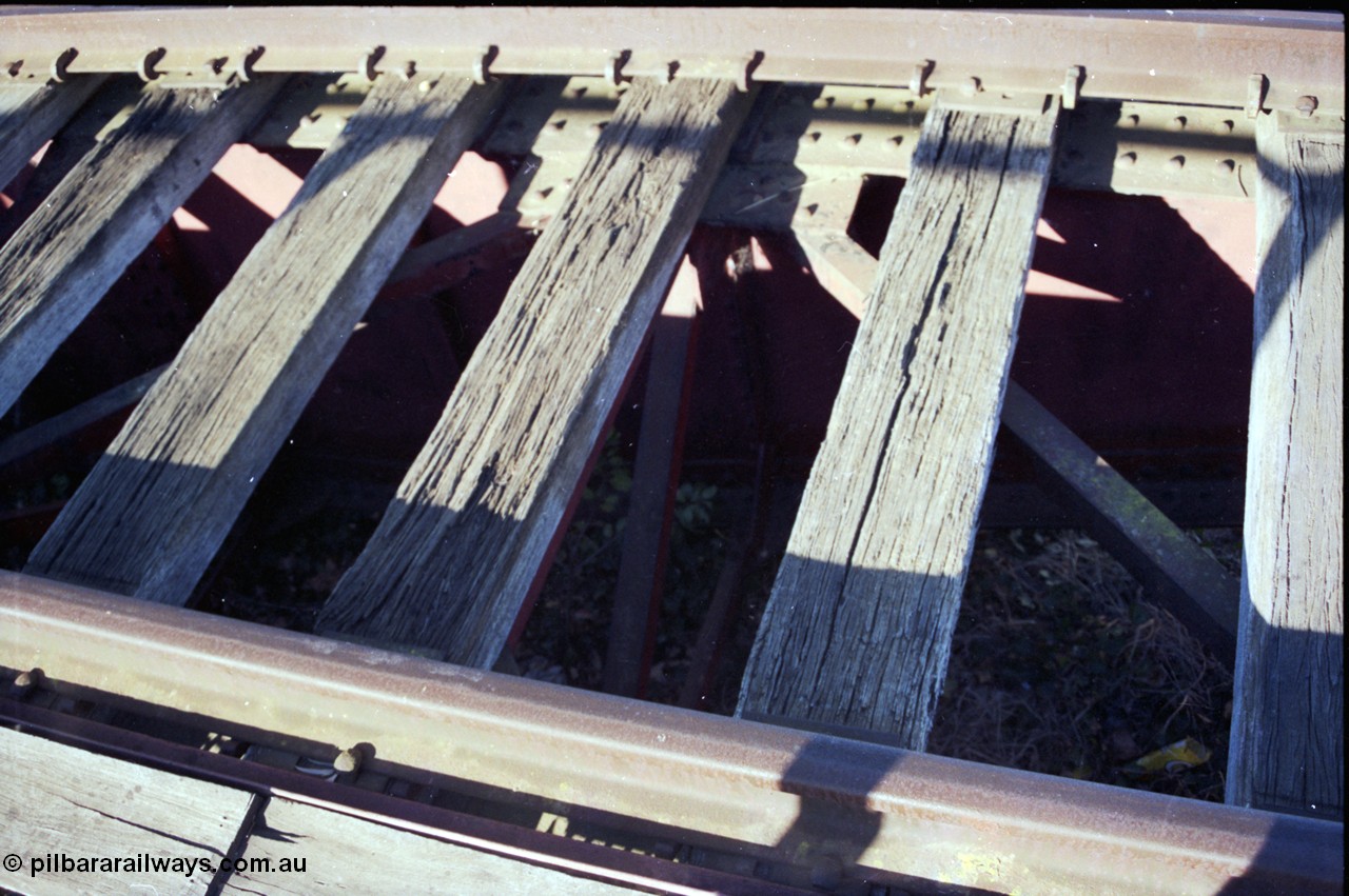 153-1-25
Bacchus Marsh turntable view through deck.
