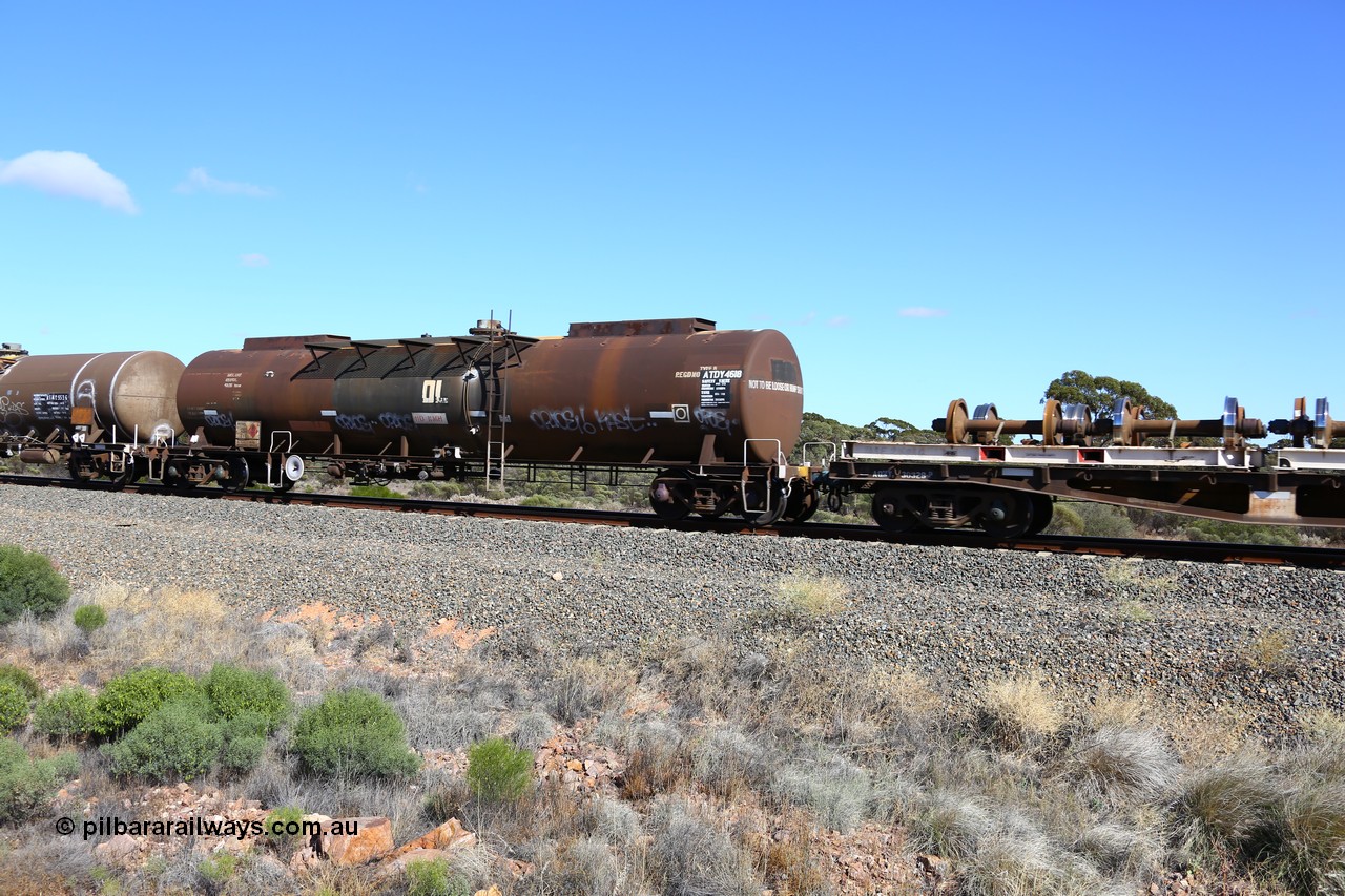 161111 2467
Binduli, Kalgoorlie Freighter train 5025, fuel tank waggon ATDY 4618 ex NSW NTAF fuel tank, AMPOL vintage, here is service for BP Oil. Was coded WTDY when came to WA.
Keywords: ATDY-type;ATDY4618;NTAF-type;WTDY-type;