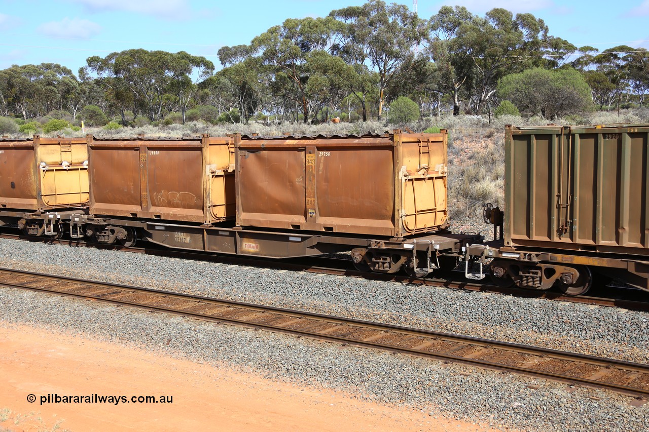 161112 2988
West Kalgoorlie, loaded Malcolm sulphur train 6029, AQNY type waggon AQNY 32162 one of sixty two waggons built by Goninan WA in 1998 as WQN type for Murrin Murrin container traffic with two original style sulphur containers S151G G943 and S54D G822 both with the siding tarpaulins and walking man logos.
Keywords: AQNY-type;AQNY32162;Goninan-WA;WQN-type;