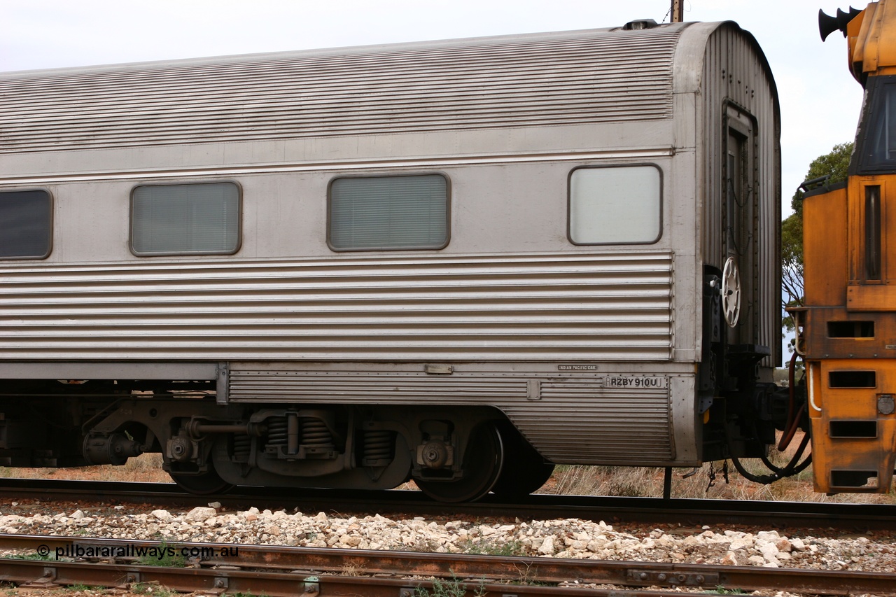 060529 4727
Parkeston, Pacific National RZBY type crew accommodation car RZBY 910 on train 6WP2, built by Comeng NSW as ER type stainless steel air conditioned crew dormitory car ER 210 in 1969, renumbered to ER 911 in 1974, sold to National Rail and converted to crew car in 1997.
Keywords: RZBY-type;RZBY910;Comeng-NSW;ER-type;ER210;ER910;