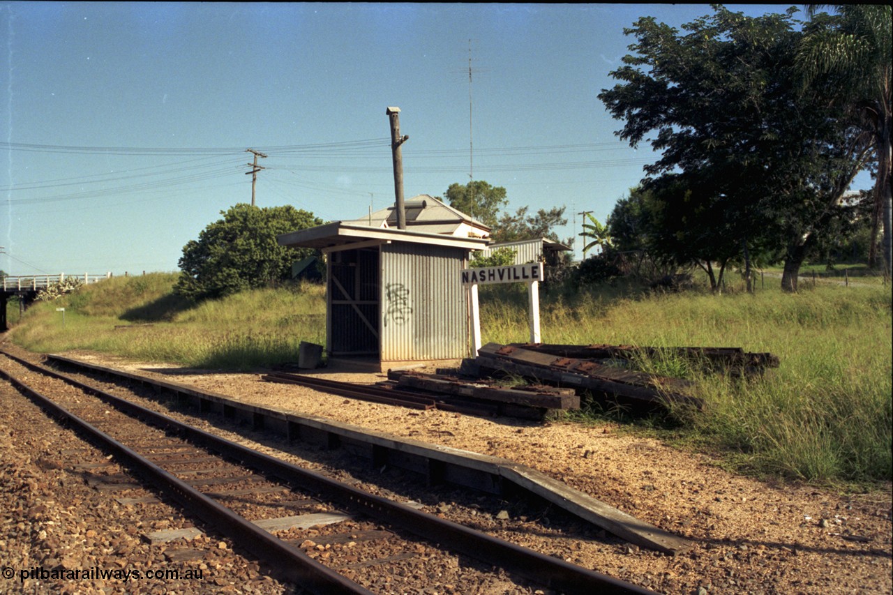 187-02
Nashville, Gympie Queensland. View looking south in the Up direction with low level platform and passenger shelter. [url=https://goo.gl/maps/Vyk2WBWqNNk]GeoData[/url].
