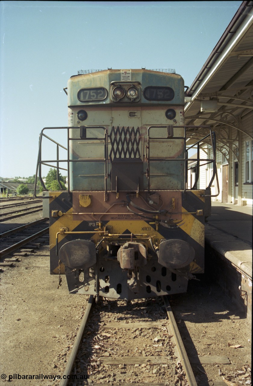 193-27
Gympie yard, Queensland Rail's 1720 class locomotive 1752, built by Comeng Rocklea Qld for Clyde Engineering as EMD GL18C model in 1968 with serial 68-566.
Keywords: 1720-class;1752;Comeng-Qld;EMD;GL18C;68-566;