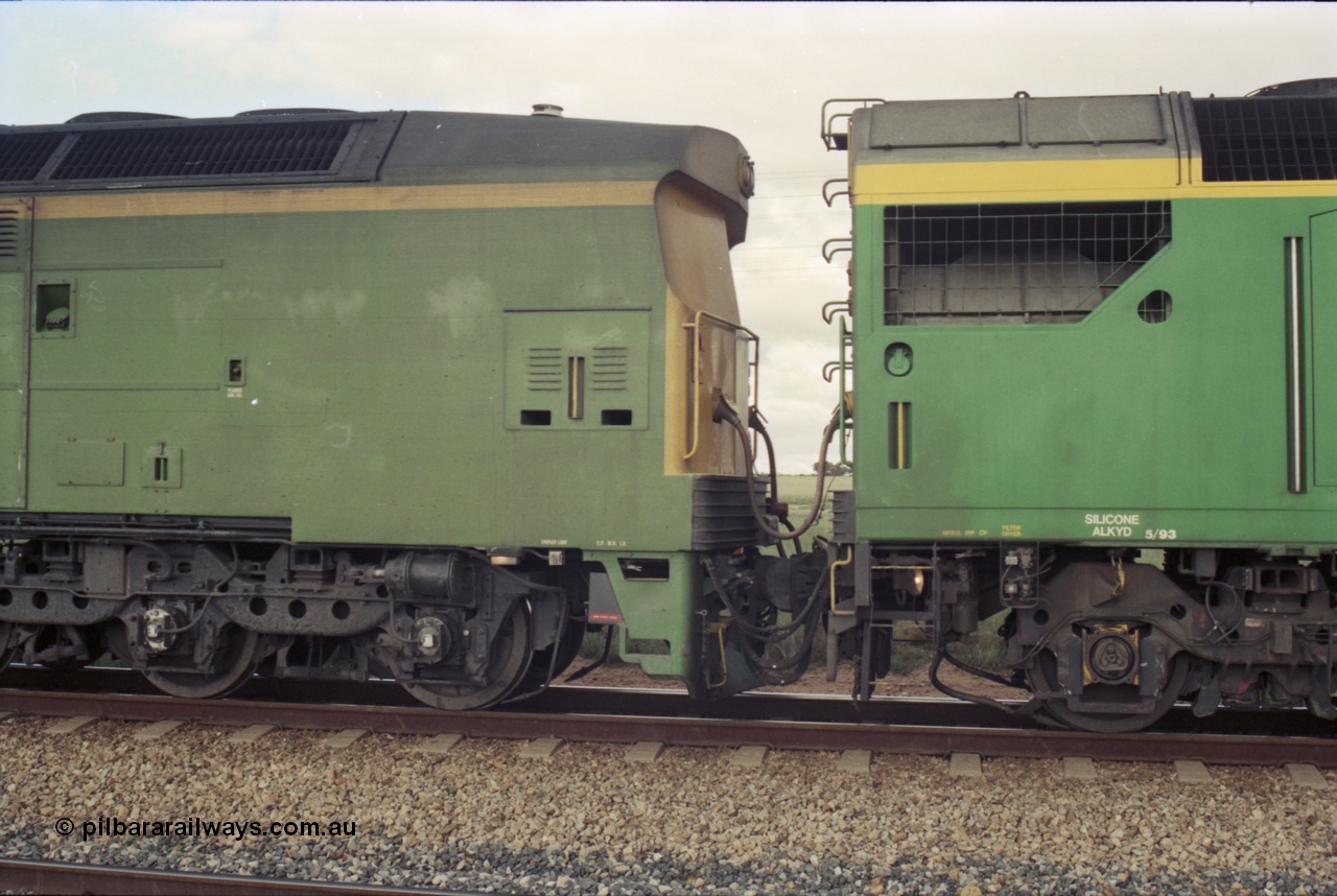 200-12
Moorine Rock, Australian National ALF class ALF 24 closed off B end cab, Morrison Knudson rebuilt the AL class into the ALF with new model being JT26C-2M and serial 94-AN-024, 22nd June 1997.
Keywords: ALF-class;ALF24;Morrison-Knudson;EMD;JT26C-2M;94-AN-024;rebuild;AL-class;AL22;JT26C;76-838;