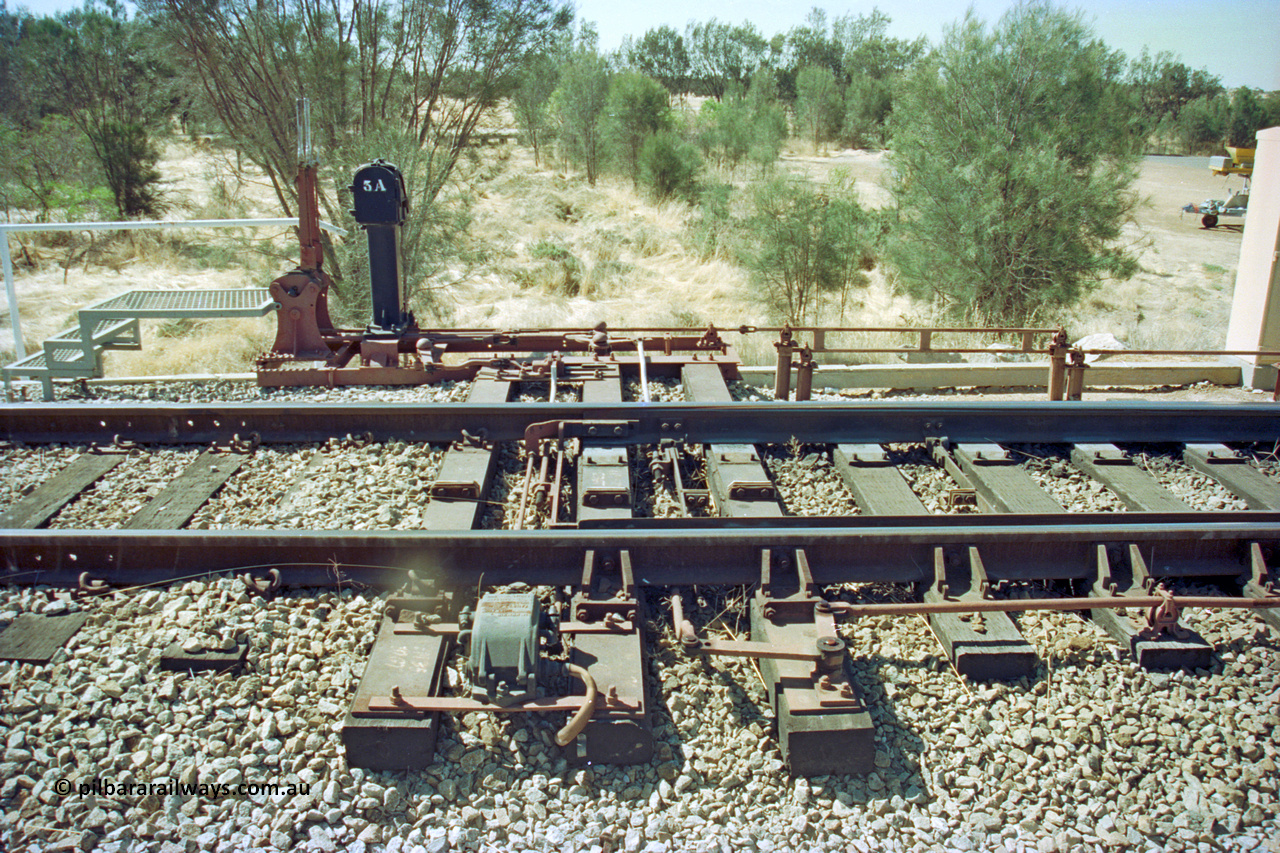 202-13
Meckering, overview of the interlocking ground frame, 5A Pilot Key and associated rodding and infrastructure for the west end of the goods siding.
