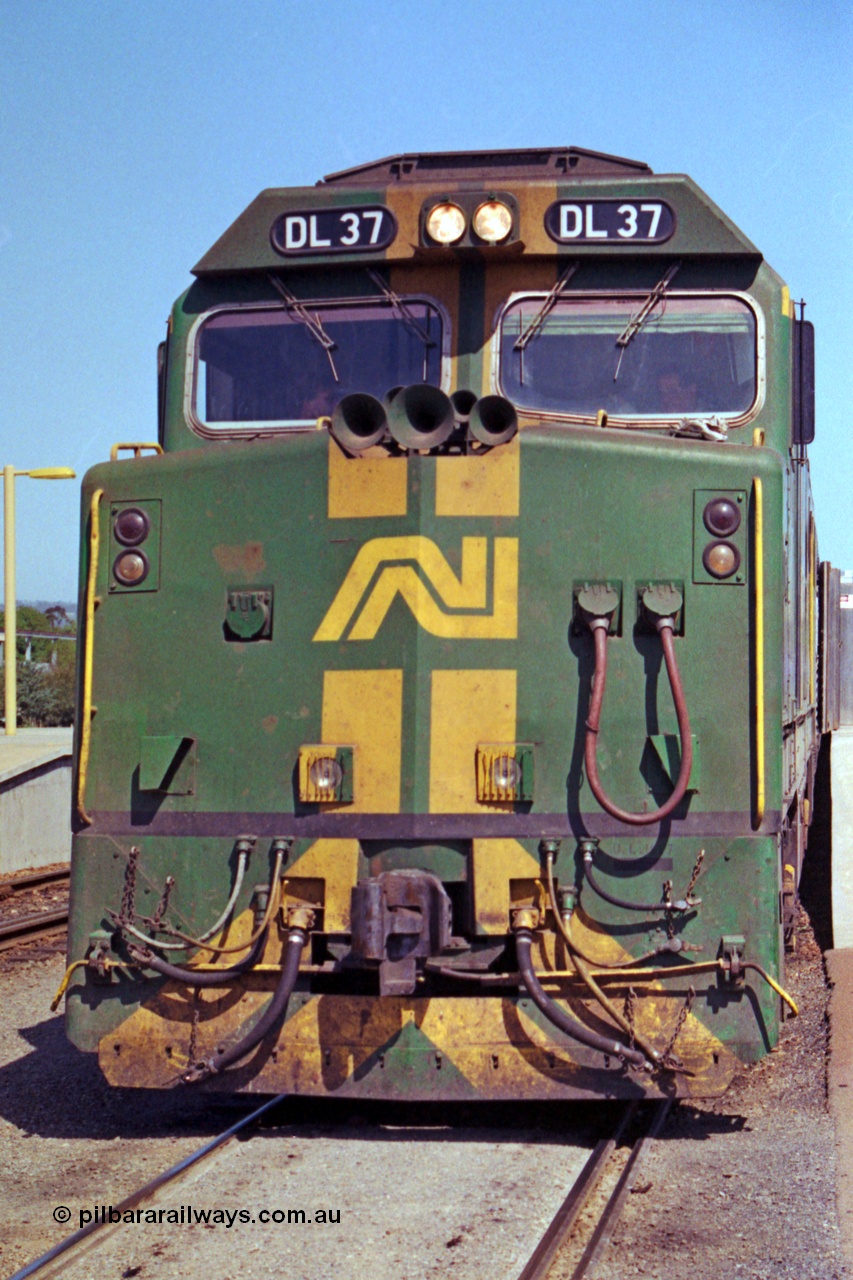 208-2-36
Keswick Passenger Terminal, Adelaide, The Ghan with Australian National DL class DL 37 Clyde Engineering EMD model AT42C serial 88-1245 awaits departure time.
Keywords: DL-class;DL37;Clyde-Engineering-Kelso-NSW;EMD;AT42C;88-1245;