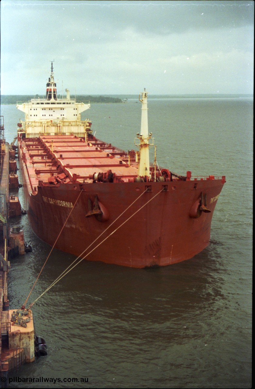 211-31
Weipa, Lorim Point bauxite berth, TNT Capricornia, a coal fired 75,500-dwt bulk carrier built by Italcantieri for TNT Bulkships trade run between Gladstone and Weipa.
