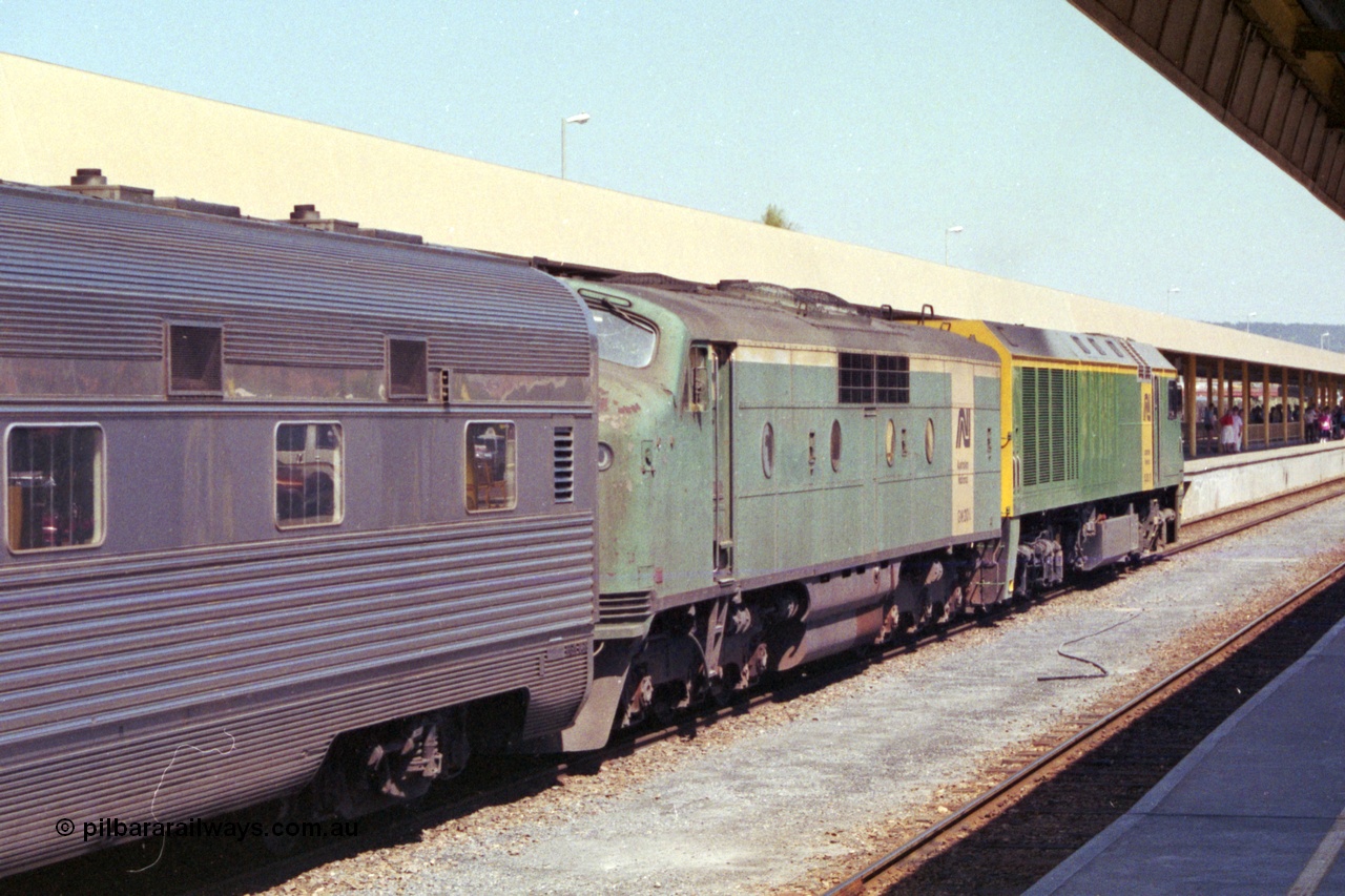 215-32
Keswick, the Australian National Adelaide interstate passenger terminal with the Indian Pacific arriving behind EL class EL 62 Goninan built General Electric CM30-8 serial 8013-07/90-114 with GM class GM 30 as second unit.
Keywords: GM-class;GM30;Clyde-Engineering-Granville-NSW;EMD;A16C;64-366;