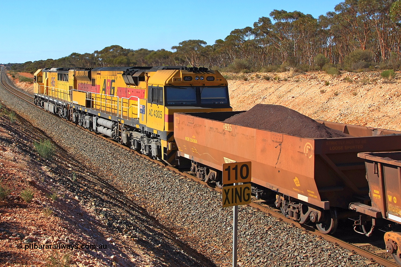 100602 8538
WOE type iron ore waggon WOE 33436 is one of a batch of one hundred and forty one built by United Group Rail WA between November 2005 and April 2006 with serial number 950142-141 and fleet number 8935 for Koolyanobbing iron ore operations with the 8 being an addition as the fleet size has increased beyond 1000 waggons, 82.5 ton capacity and build date of 04/2006 waggon for Portman Mining, seen here loaded with fines west of Binduli, 2nd June 2010.
Keywords: WOE-type;WOE33436;United-Group-Rail-WA;950142-141;