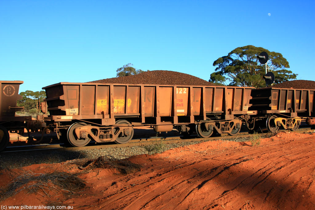100731 02362
WOC type iron ore waggon WOC 31362 is one of a batch of thirty built by Goninan WA between October 1997 to January 1998 with fleet number 422 for Koolyanobbing iron ore operations with a 75 ton capacity, on loaded train 6413 at Binduli Triangle, 31st July 2010.
Keywords: WOC-type;WOC31362;Goninan-WA;