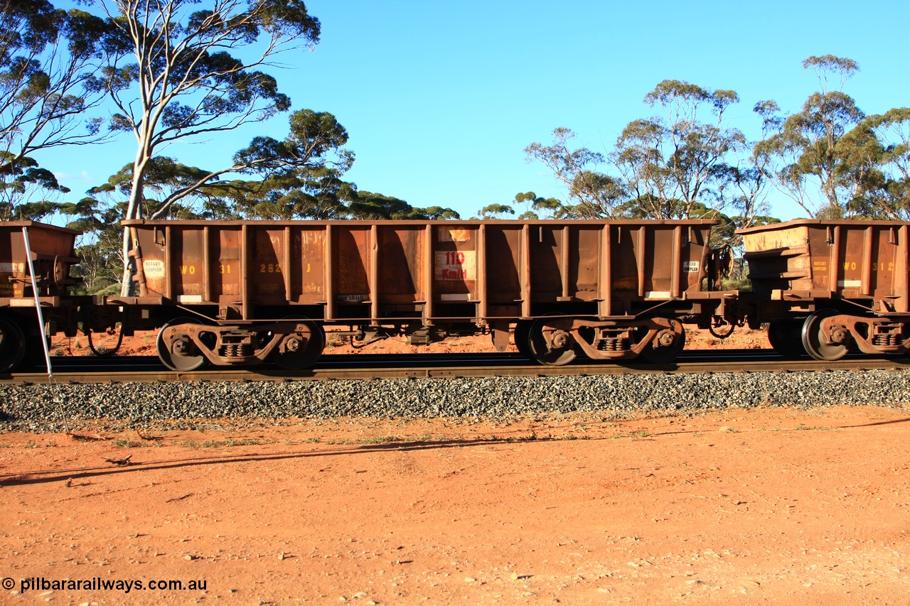 100731 03068
WO type iron ore waggon WO 31282 is one of a batch of eighty six built by WAGR Midland Workshops between 1967 and March 1968 with fleet number 162 for Koolyanobbing iron ore operations, with a 75 ton and 1018 ft³ capacity, empty train arriving at Binduli Triangle, 31st July 2010. This unit was converted to WOS superphosphate in the late 1980s till 1994 when it was re-classed back to WO.
Keywords: WO-type;WO31282;WAGR-Midland-WS;WOS-type;