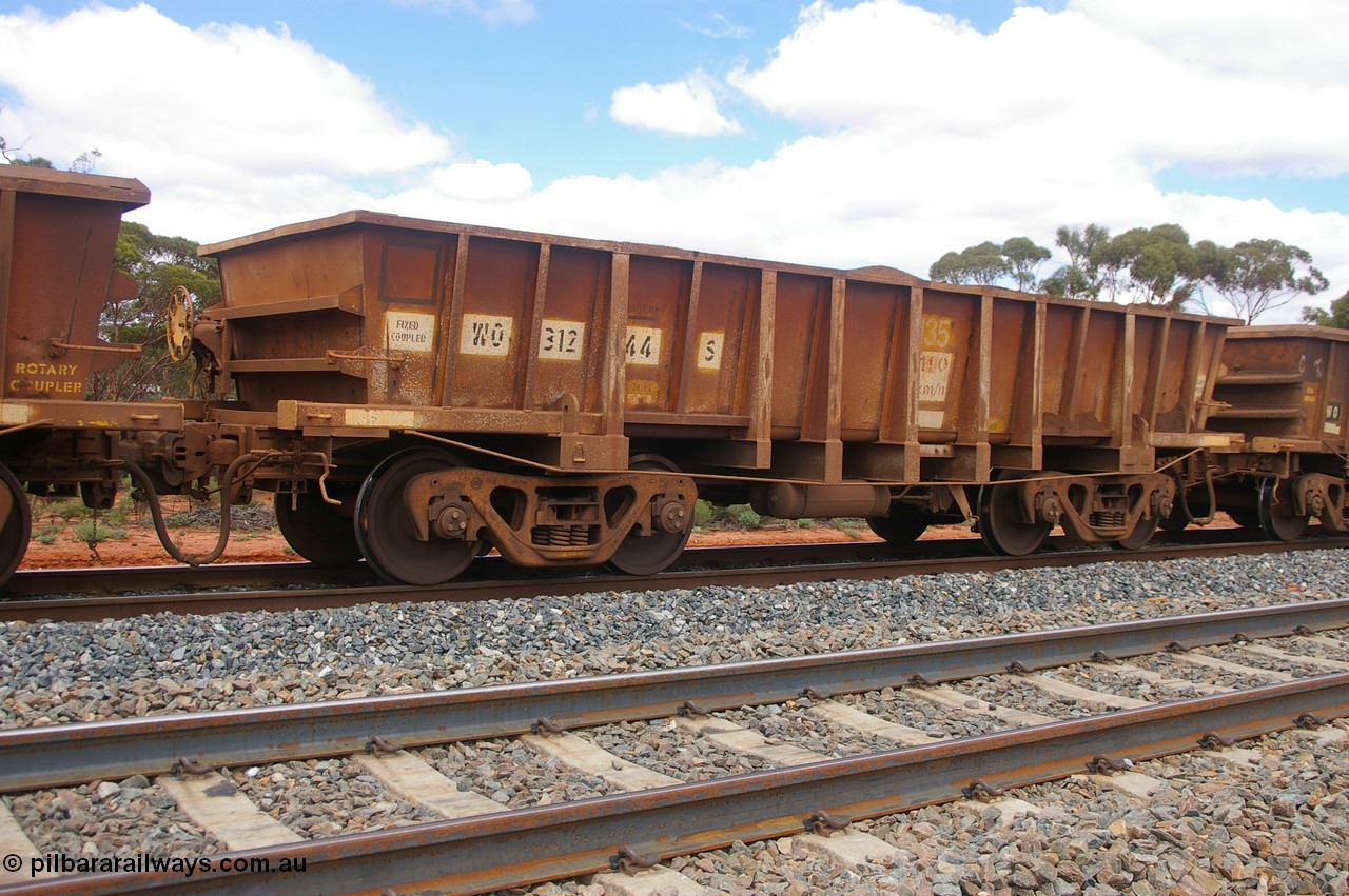 PD 12616
Binduli, WO type iron ore waggon WO 31244 is one of a batch of sixty two built by Goninan WA between April and August 2000 with serial number 950086-006 and fleet number 135 for Koolyanobbing iron ore operations, TEST WAGGON, and is a Goninan built replacement WO type waggon that replaces the original WAGR built WO type waggon with the newer style WOD type and has square features opposed to the curved ones as on the original WO class.
Keywords: Peter-D-Image;WO-type;WO31244;Goninan-WA;950086-006;