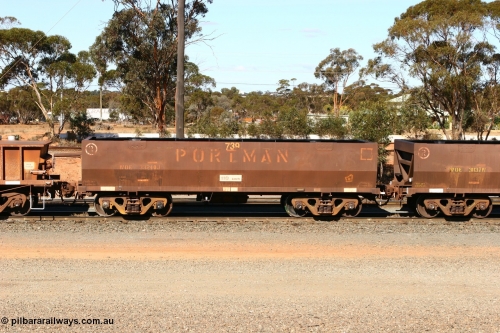 070529 9381
WOE type iron ore waggon WOE 33240 is one of a batch of twenty seven built by Goninan WA between September and October 2002 with serial number 950103-007 and fleet number 739 for Koolyanobbing iron ore operations, West Kalgoorlie, May 29, 2007.
Keywords: WOE-type;WOE33240;Goninan-WA;950103-007;