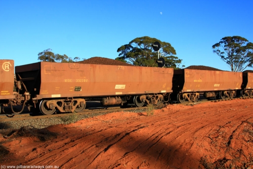 100731 02380
WOE type iron ore waggon WOE 33279 is one of a batch of thirty five built by Goninan WA between January and April 2005 with serial number 950104-019 and fleet number 778 for Koolyanobbing iron ore operations, on loaded train 6413 at Binduli Triangle, July 31, 2010.
Keywords: WOE-type;WOE33279;Goninan-WA;950104-019;