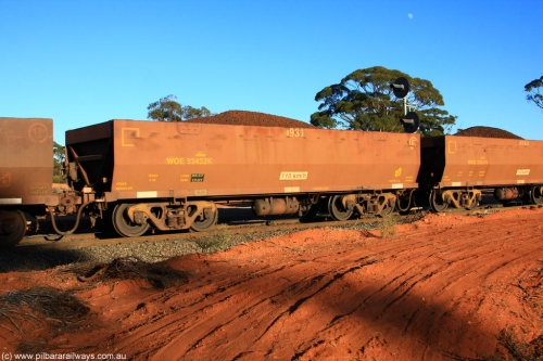 100731 02386
WOE type iron ore waggon WOE 33432 is one of a batch of one hundred and forty one built by United Group Rail WA between November 2005 and April 2006 with serial number 950142-137 and fleet number 8931 for Koolyanobbing iron ore operations, on loaded train 6413 at Binduli Triangle, 31st July 2010.
Keywords: WOE-type;WOE33432;United-Group-Rail-WA;950142-137;