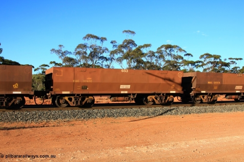 100731 03127
WOE type iron ore waggon WOE 31067 is one of a batch of one hundred and thirty built by Goninan WA between March and August 2001 with serial number 950092-057 and fleet number 653 for Koolyanobbing iron ore operations, empty train arriving at Binduli Triangle, July 31, 2010.
Keywords: WOE-type;WOE31067;Goninan-WA;950092-057;