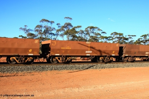 100731 03133
WOE type iron ore waggon WOE 33565 is one of a batch of one hundred and twenty eight built by United Group Rail WA between August 2008 and March 2009 with serial number 950211-105 and fleet number 9057 for Koolyanobbing iron ore operations, empty train arriving at Binduli Triangle, July 31, 2010.
Keywords: WOE-type;WOE33565;United-Group-Rail-WA;950211-105;