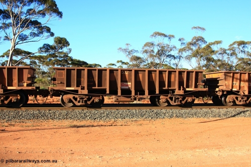 100731 03139
WOD type iron ore waggon WOD 31469 is one of a batch of sixty two built by Goninan WA between April and August 2000 with serial number 950086-041 and fleet number 532 for Koolyanobbing iron ore operations with a 75 ton capacity and build date 06/2000, for Portman Mining to cart their Koolyanobbing iron ore to Esperance, PORTMAN has been painted out, empty train arriving at Binduli Triangle, July 31, 2010.
Keywords: WOD-type;WOD31469;Goninan-WA;950086-041;