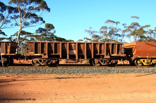 100731 03163
WOD type iron ore waggon WOD 31476 is one of a batch of sixty two built by Goninan WA between April and August 2000 with serial number 950086-048 and fleet number 539 for Koolyanobbing iron ore operations with a 75 ton capacity with a build date of 07/2000, for Portman Mining to cart their Koolyanobbing iron ore to Esperance, with the letters now painted over, empty train arriving at Binduli Triangle, July 31, 2010.
Keywords: WOD-type;WOD31476;Goninan-WA;950086-048;