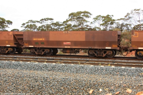 100822 5869
WOE type iron ore waggon WOE 31066 is one of a batch of one hundred and thirty built by Goninan WA between March and August 2001 with serial number 950092-056 and fleet number 652 for Koolyanobbing iron ore operations, Binduli Triangle August 22, 2010.
Keywords: WOE-type;WOE31066;Goninan-WA;950092-056;