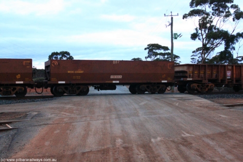 100822 6228
WOE type iron ore waggon WOE 33388 is one of a batch of one hundred and forty one built by United Group Rail WA between November 2005 and April 2006 with serial number 950142-093 and fleet number 887 for Koolyanobbing iron ore operations, on empty train 1416 at Hampton, August 22, 2010.
Keywords: WOE-type;WOE33388;United-Group-Rail-WA;950142-093;
