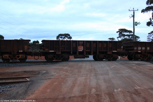 100822 6273
WOD type iron ore waggon WOD 31450 is one of a batch of sixty two built by Goninan WA between April and August 2000 with serial number 950086-022 and fleet number 513 for Koolyanobbing iron ore operations with a 75 ton capacity for Portman Mining to cart their Koolyanobbing iron ore to Esperance, now with PORTMAN painted out, on empty train 1416 at Hampton, August 22, 2010.
Keywords: WOD-type;WOD31450;Goninan-WA;950086-022;