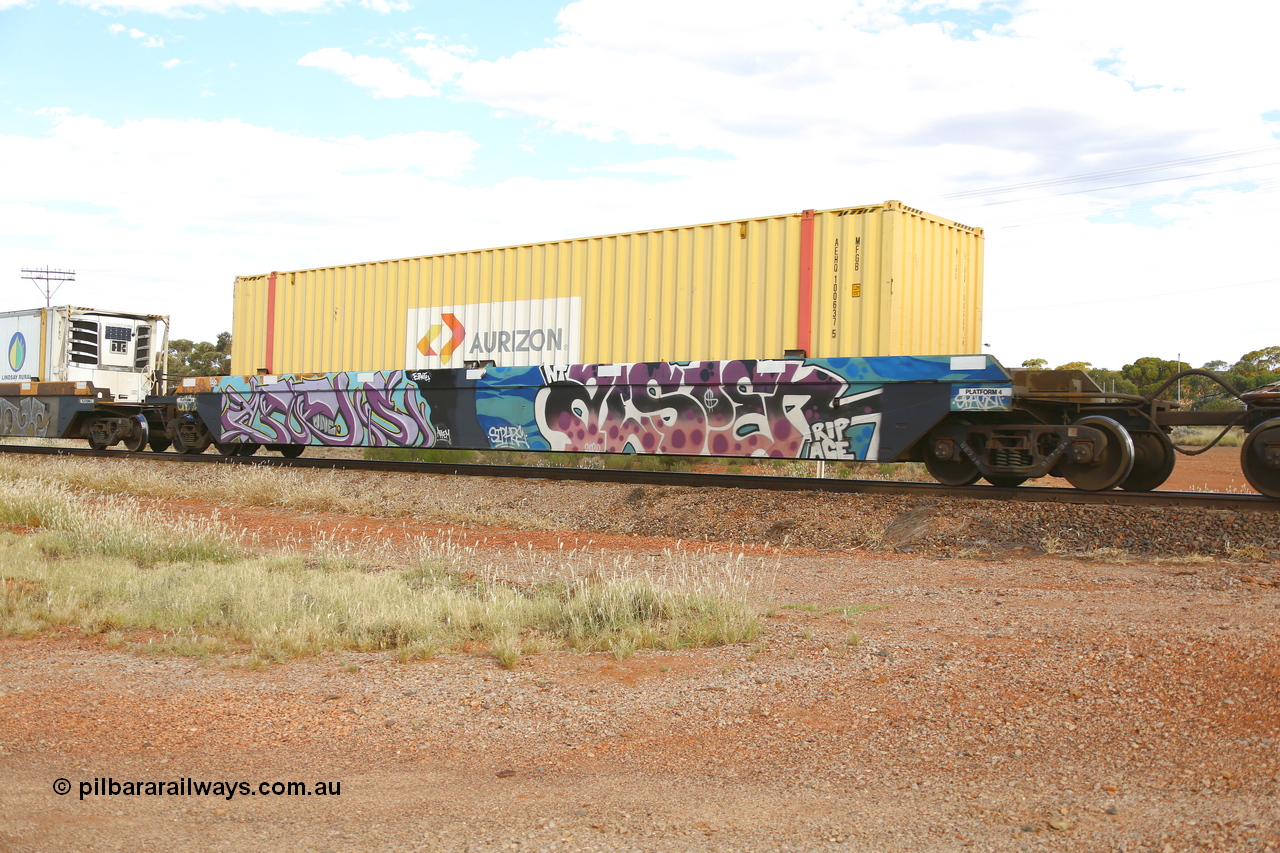 210407 9858
Parkeston, 2MP5 intermodal train, RQZY 7062, platform 4 with an Aurizon 48' MFGB type container AEHQ 100637. The RQZY type is a five unit bar coupled well container waggon built as one of a batch of thirty two by Goninan NSW for National Rail in 1995/96.
Keywords: RQZY-type;RQZY7062;Goninan-NSW;