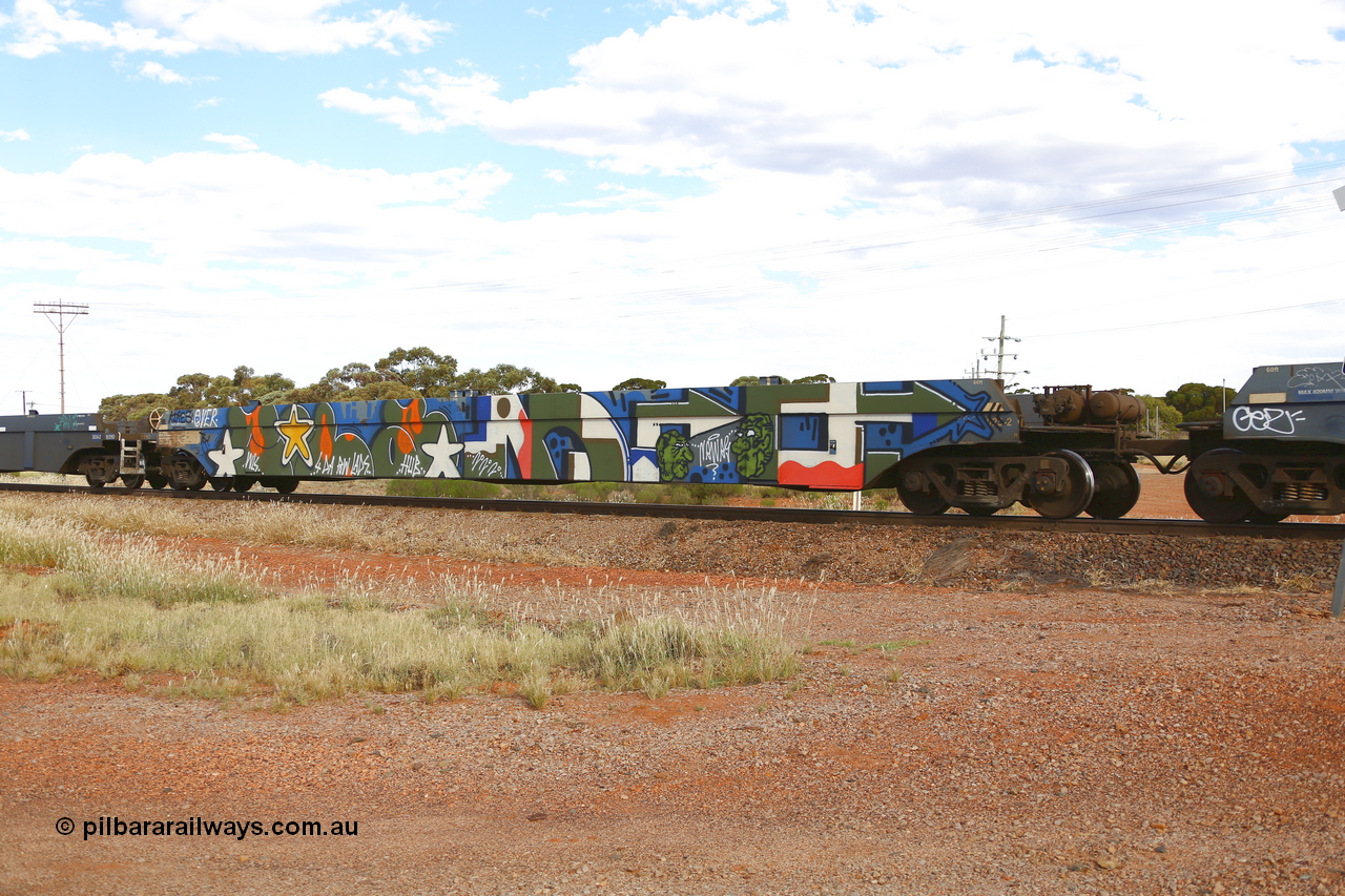 210407 9911
Parkeston, 2MP5 intermodal train, CQWY type well waggon CQWY 5025 well 2, the well waggon pairs were built by Bluebird Rail Operations SA in a batch of sixty pairs in 2008 for CFCLA.
Keywords: CQWY-type;CQWY5025;CFCLA;Bluebird-Rail-Operations-SA;