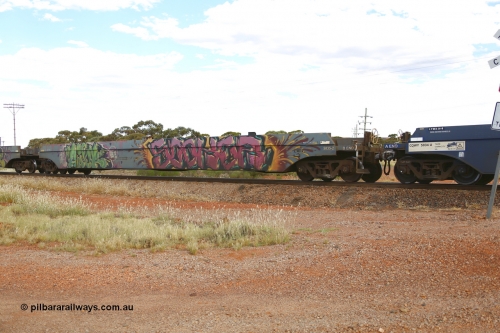 210407 9914
Parkeston, 2MP5 intermodal train, CQWY type well waggon CQWY 5035 well 2, the well waggon pairs were built by Bluebird Rail Operations SA in a batch of sixty pairs in 2008 for CFCLA.
Keywords: CQWY-type;CQWY5035;CFCLA;Bluebird-Rail-Operations-SA;