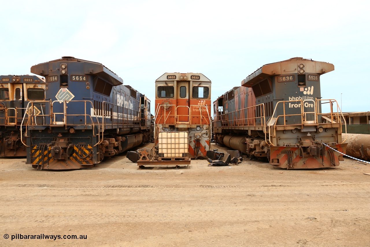 160128 00410
Wedgefield, Sims Metal Yard, this image shows three different types of the Dash 8 units. On the left 5654 is a GE model CM40-8M Goninan rebuild of a Comeng built ALCo M636, in the middle is new built GE model CM39-8 by Goninan 5633 and on the right is 5636 which is a GE model CM40-8M Goninan rebuild of an AE Goodwin built ALCo C636.
Keywords: 5633;Goninan;GE;CM39-8;5831-12/88-082;