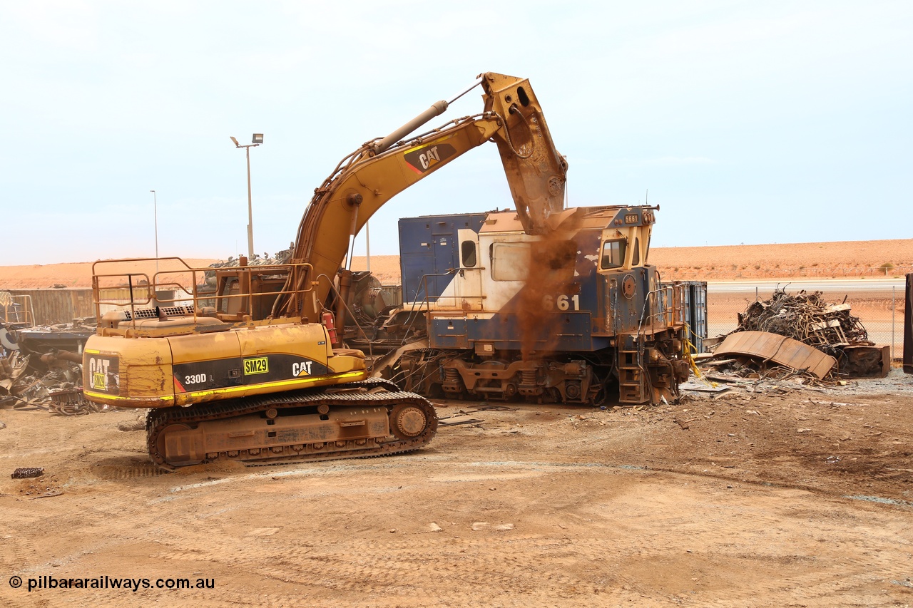 160128 00584
Wedgefield, Sims Metal Yard, Goninan rebuilt GE model CM40-8M unit 5661 is now match for the 40 tonne Cat excavator model 330DL as the shears tear the cab to pieces.
Keywords: 5661;Goninan;GE;CM40-8M;8412-06/94-152;rebuild;Comeng-NSW;ALCo;M636C;5488;C6084-4;