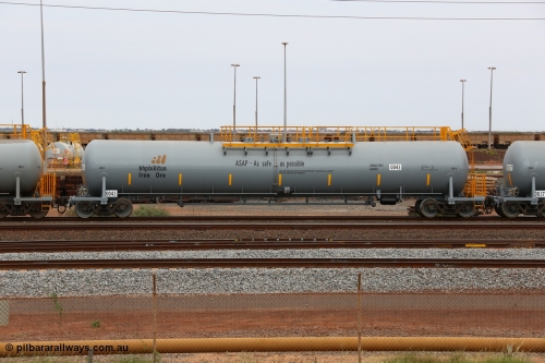 150523 8220
Nelson Point Yard, BHP Billiton diesel fuel tank waggon 0043 with safety slogan 'ASAP - As safe as possible', total capacity of 117 m3 for a nominal capacity of 113 m3 built in China by CNR - QRRS.
Keywords: CNR-QRRS-China;BHP-tank-waggon;