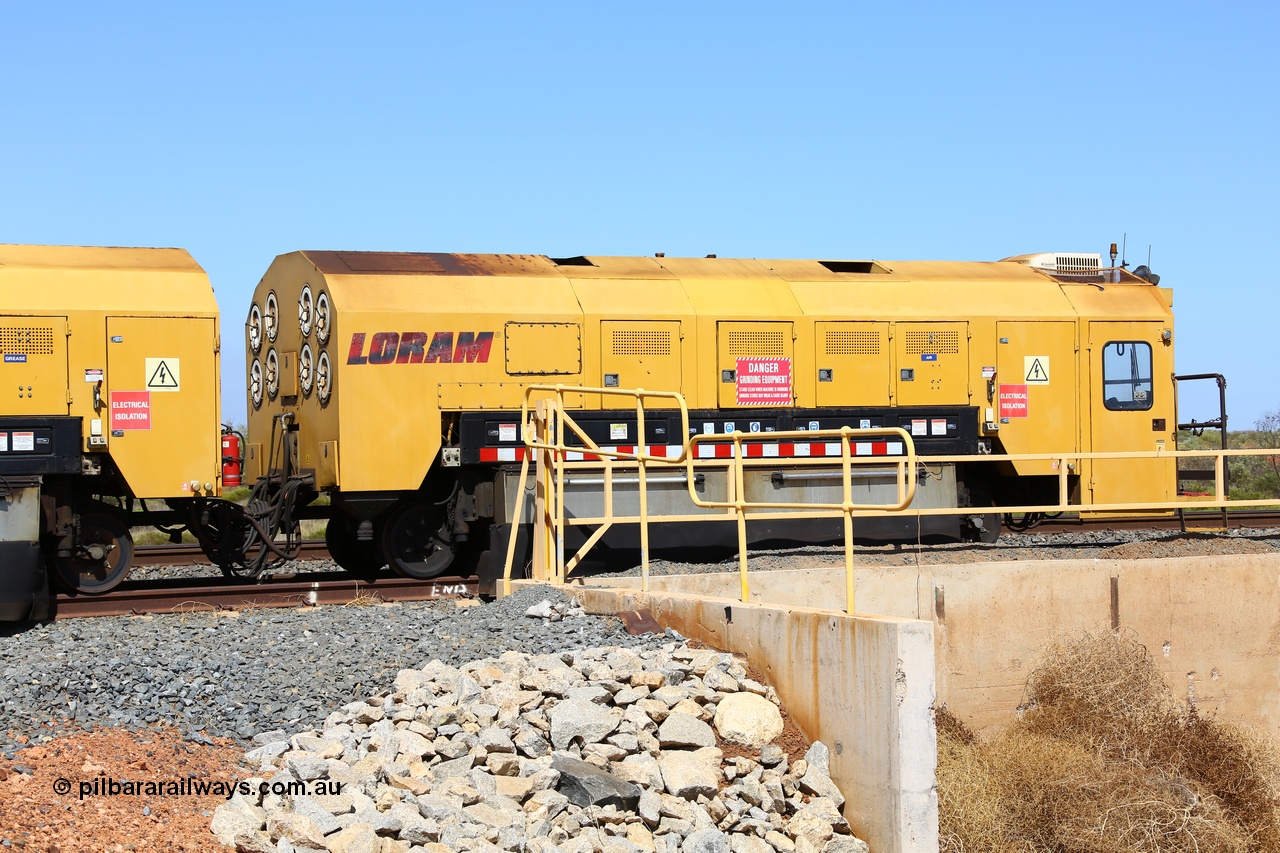 171121 0966
Barker Siding, Loram rail grinder MPC 2, control and grinder car. 21st November 2017.
Keywords: Loram;MPC2;rail-grinder;