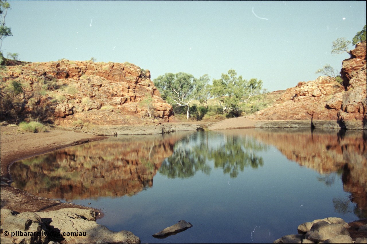 222-07
Green Tank Pool, Pilbara, Western Australia.
 Geo [url=https://goo.gl/maps/FSyxhXa8y2R2]Data[/url].
