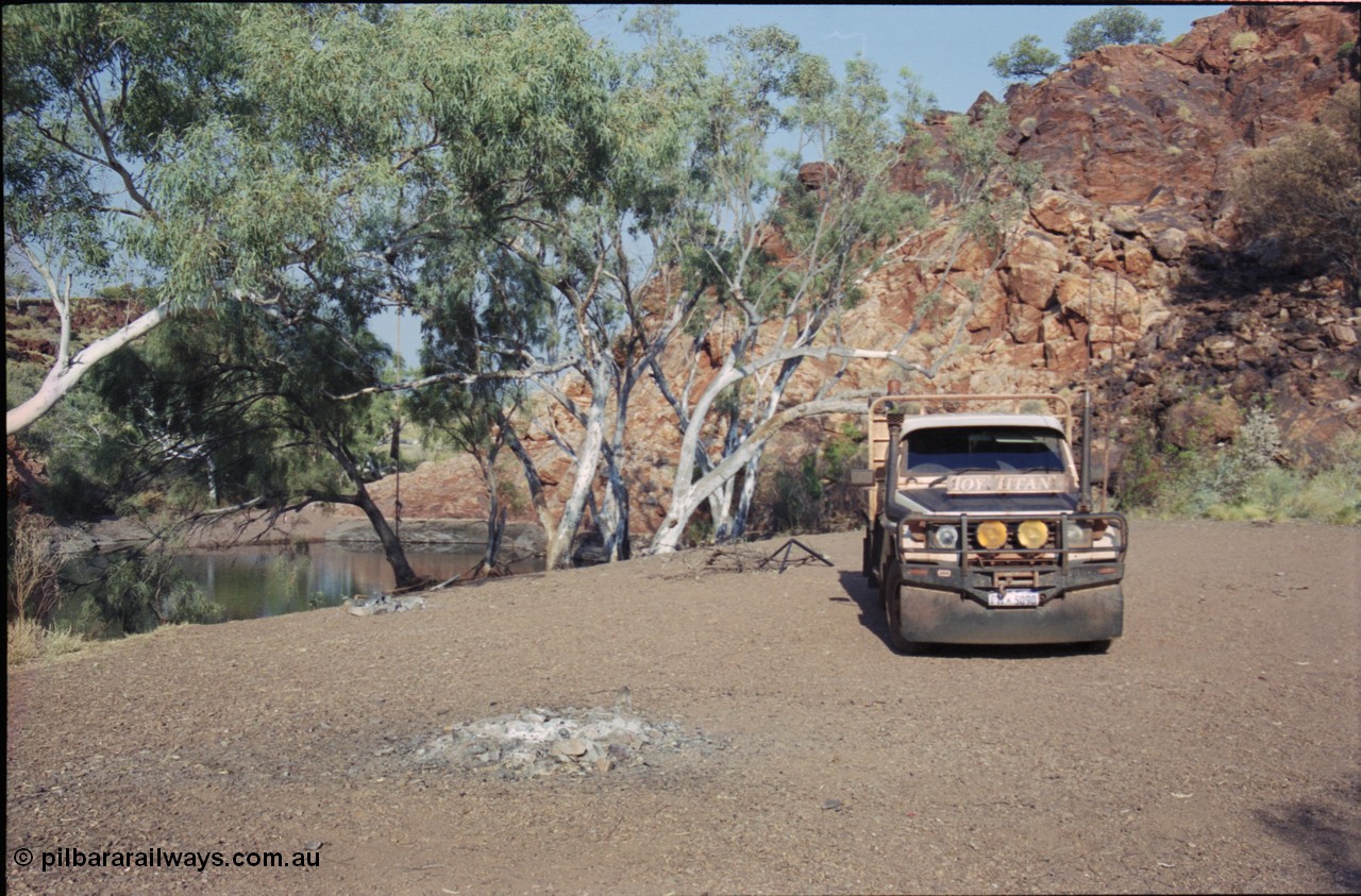 222-10
Green Tank Pool, Pilbara, Western Australia. Geo [url=https://goo.gl/maps/FSyxhXa8y2R2]Data[/url].
