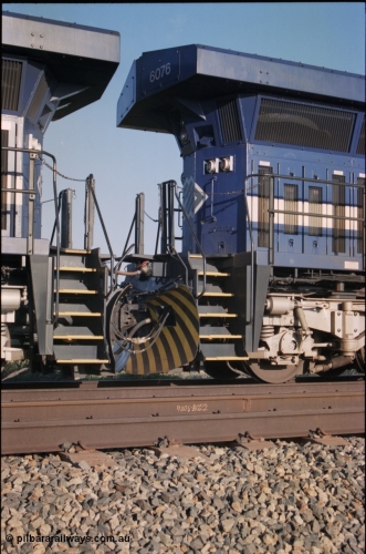 224-12
Bing siding, the extent of the General Electric AC6000 radiators is evident in this back to back image of a pair of units.
Keywords: 6076;GE;AC6000CW;51068;