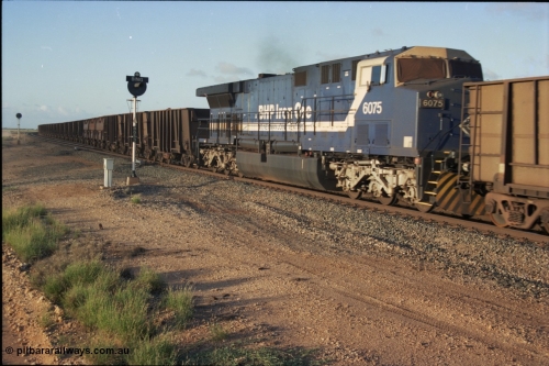 224-37
Bing siding, mid-train remote on the afternoon Yandi departure 6075 serial 51067 a General Electric AC6000 built by GE at Erie departs south. [url=https://goo.gl/maps/KQrczNpVhAH2]GeoData[/url].
Keywords: 6075;GE;AC6000CW;51067;