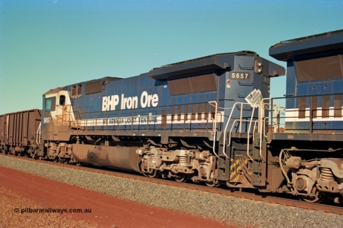 229-09
Yandi Two at the 311.5 km, empty BHP train mid-train Goninan rebuild CM40-8M GE units 5657 'Fukuyama' serial 8412-02 / 94-148 trailing remote unit. [url=https://goo.gl/maps/DcycDGojcBt]GeoData[/url].
Keywords: 5657;Goninan;GE;CM40-8M;8412-02/94-148;rebuild;Comeng-NSW;ALCo;M636C;5492;C6084-8;
