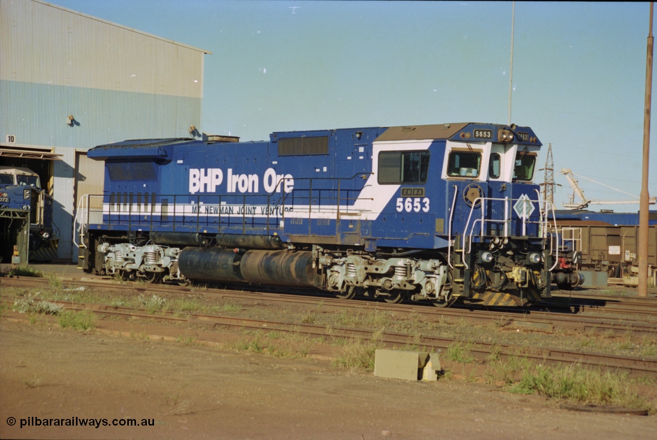 236-02
Nelson Point, Loco Overhaul Shop, BHP Dash 8 class locomotive 5653 'Chiba', a Goninan 1994 rebuild to GE CM40-8M model, serial 8412-10 / 93-144.
Keywords: 5653;Goninan;GE;CM40-8M;8412-10/93-144;rebuild;AE-Goodwin;ALCo;M636C;5484;G6061-5;