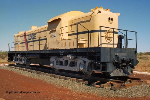 240-13
Wickham, town entry statement with former Robe River Iron Associates Montreal Locomotive Works (MLW) built ALCo model RSC3 serial 77737 of 1951, originally owned by New South Wales Railways as their 40 class 4006, to Robe River in 1971 as 261.001, then 1700 and finally 9401. View on the rail plinth at the entry into town. 31st August 2002.
Keywords: 9401;MLW;ALCo;RSC3;77737;40-class;4006;