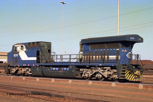 242-09
Nelson Point, Loco Overhaul Shop, General Electric built AC6000 locomotive 6076 'Mt Goldsworthy' serial 51068 with engine and alternator removed. May 2002.
Keywords: 6076;GE;AC6000CW;51068;