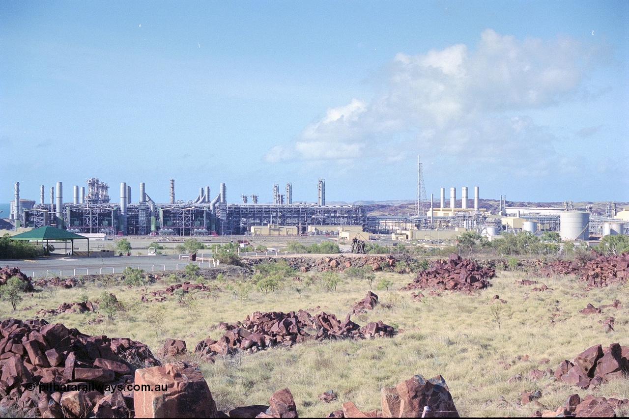 249-36
Burrup Peninsula gas plant, view of plant. Approximate [url=https://goo.gl/maps/VnJ1jpgZBkq1ZPtR7]location[/url]. 18th December 1999.
