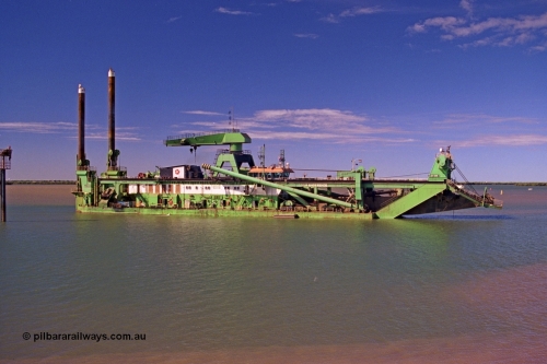 253-16
Port Hedland harbour sees the suction / cutter dredge Vlaanderen XI with IMO #7712080. The Vlaanderen XI was originally built in 1978 by IHC Dredgers with yard number 1108 and originally named New Amsterdam, named the Vlaanderen XI in 1986, renamed again in 2007 to Kaveri and again to Huta 15 in 2014.
