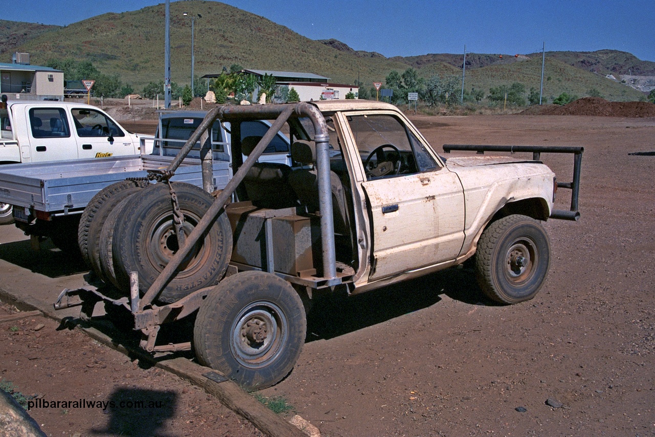 254-02
Wodgina mine site, bull buggy from a cut down 60 series Toyota Landcruiser from Wallareenya Station.
