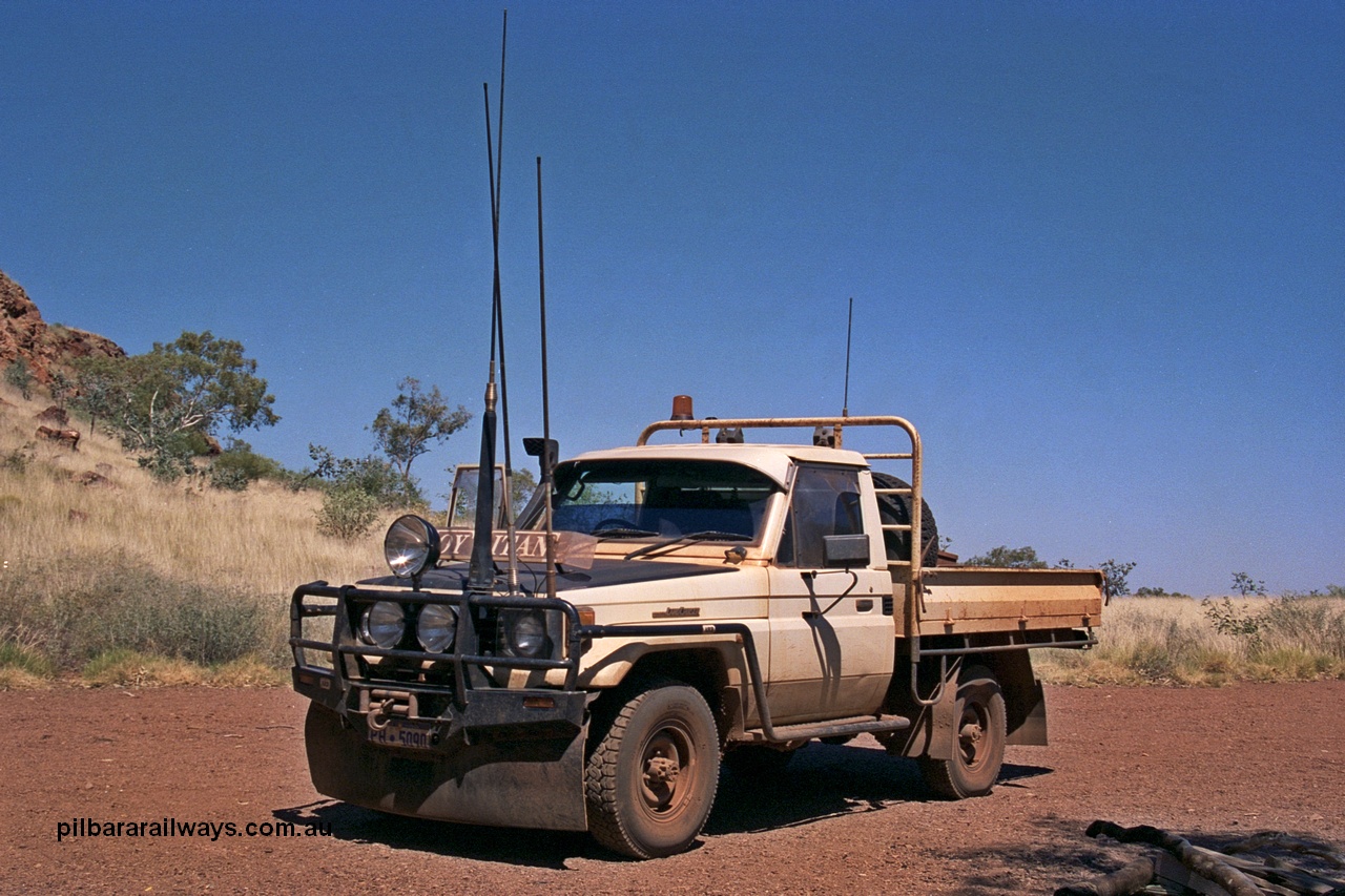 254-10
Green Tank Pool, 1995 HZJ75 series Toyota Landcruiser. August 2001. Geodata [url=https://goo.gl/maps/ZrenaMWznGr1Mjhr8]location here[/url].
