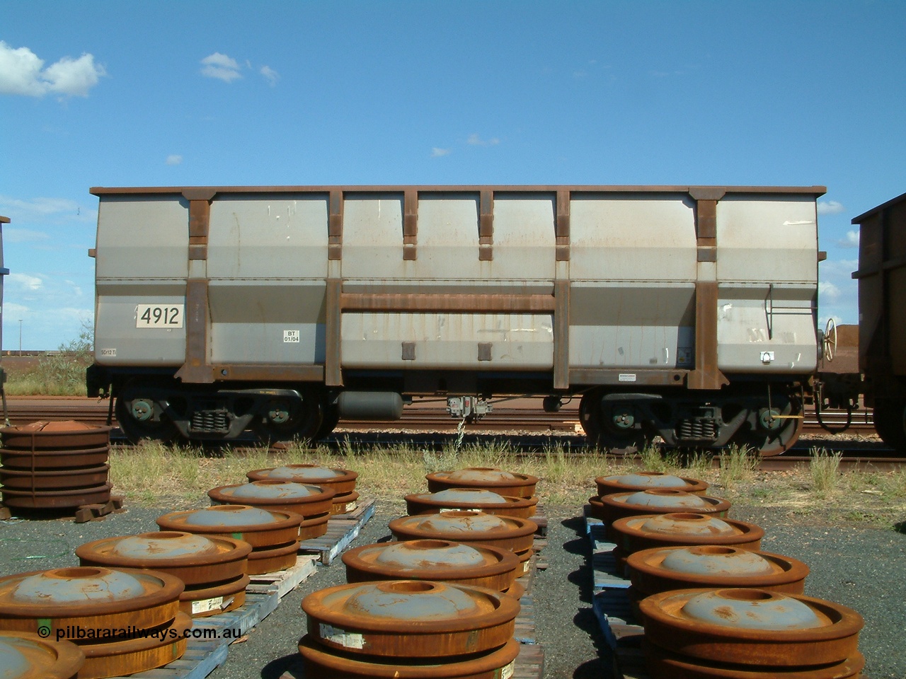 040412 144554
Nelson Point, Goninan built, Lynx Engineering designed ore waggon 4912 made from 5Cr12Ti stainless steel these waggons are known as Golynx waggons, part of Rake 3 of 120 waggon, build date 01/2004. 12th April 2004.
Keywords: 4912;Goninan-WA;Golynx;BHP-ore-waggon;