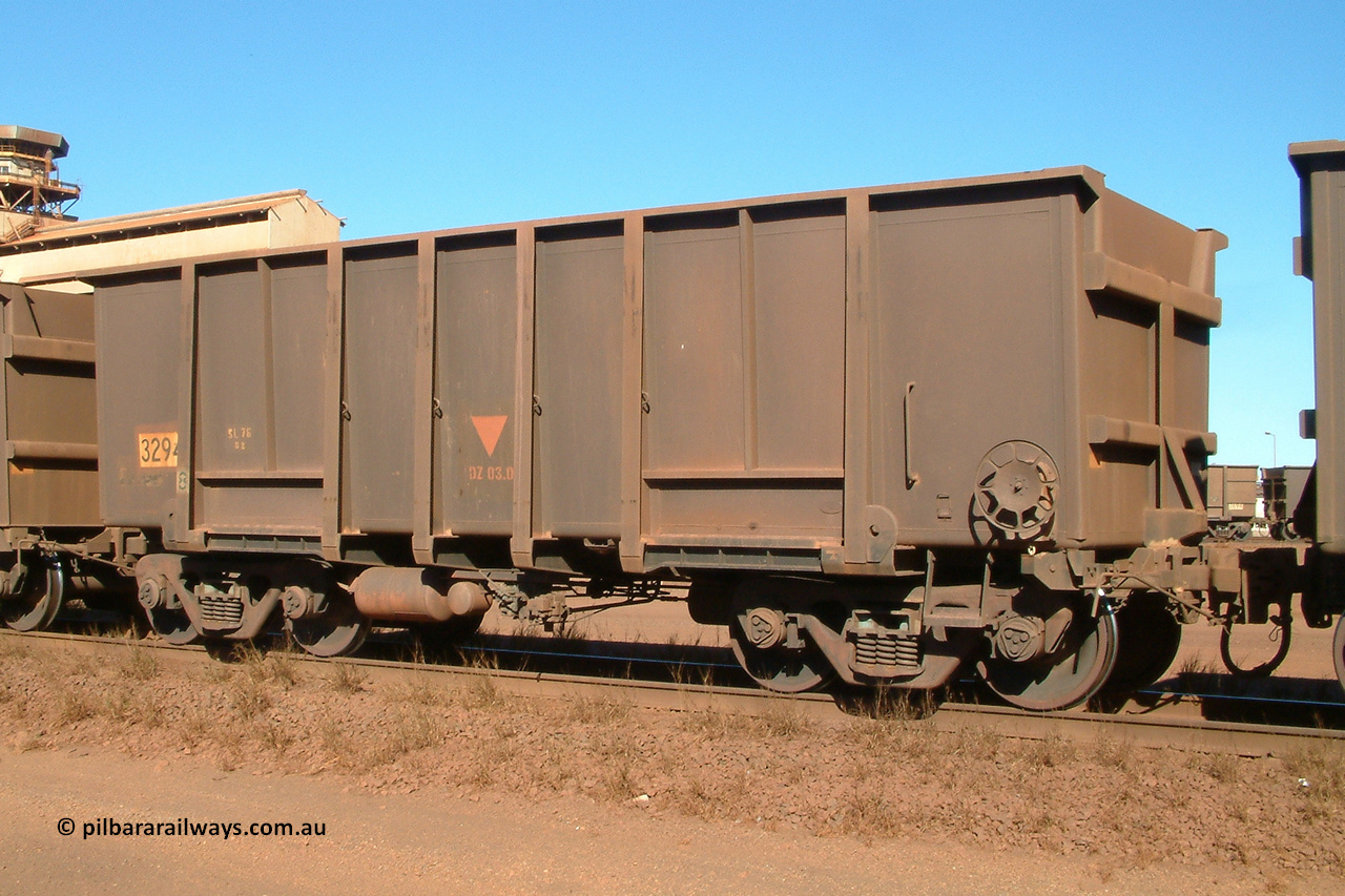 3294 Astra Vagoane 040805 150530
Nelson Point, loaded BHP ore waggon 3294, one of three hundred and fifty waggons built during 1988 by Astra Vagoane of Arad in Romania for Lang Hancock as part of a 'waggons for iron ore arrangement' with the then Romanian government, however only seventy-five found their way into service with BHP. August 5, 2004.
Keywords: 3294;Astra-Vagoane-Arad-Romania;BHP-ore-waggon;